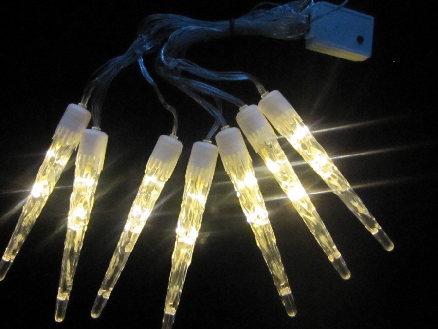 LED-Eiszapfenlichterkette warmweiß